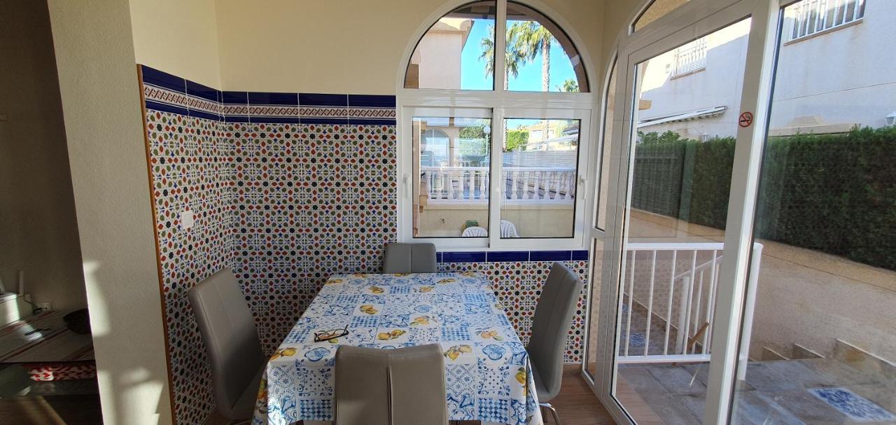 Ferienwohnung Torrevieja Exterior photo